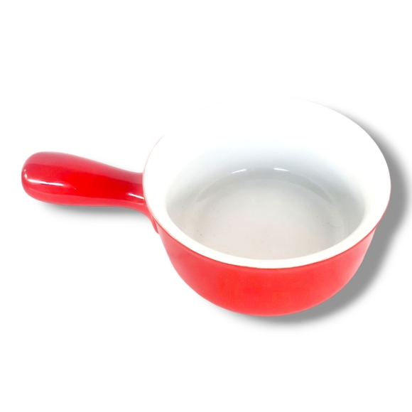 Vintage Red Stoneware Soup And Chili Bowl Handle 16 oz Uniquely Shape - Picture 6 of 9